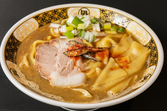 【買い出しから完成まで】家族にあっ!と驚かれるすごい!煮干ラーメンschool